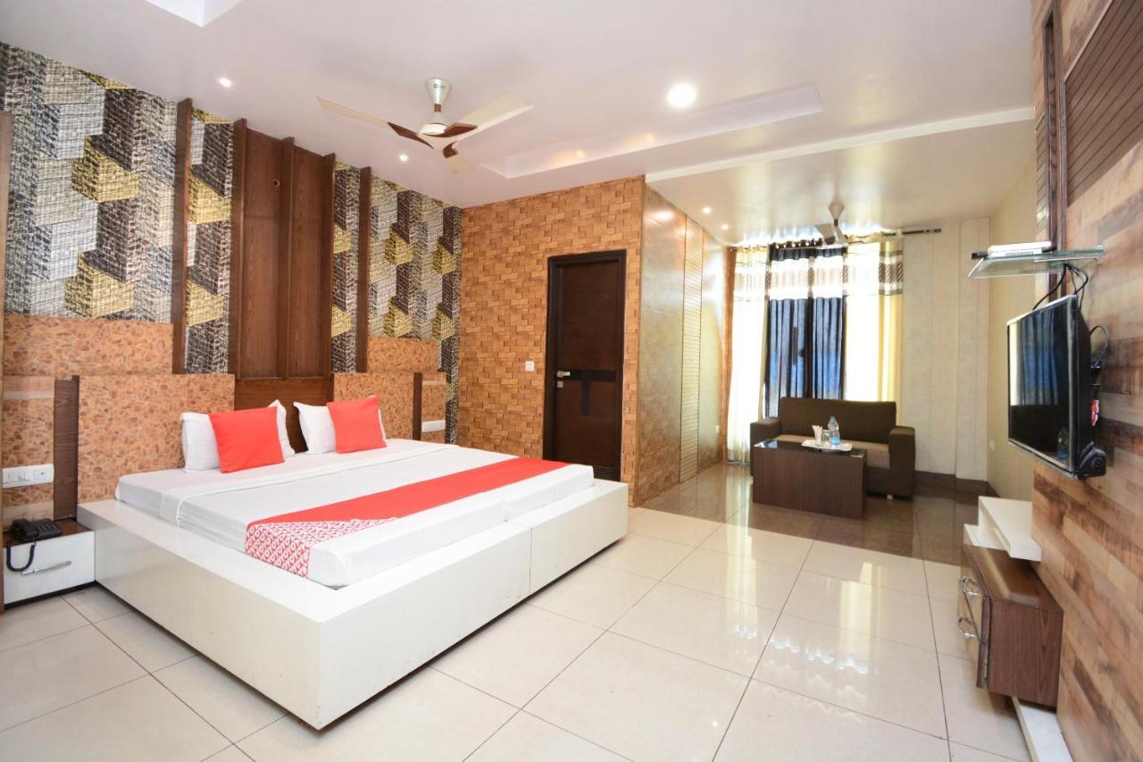 Hotel Grand M Lajjo Ludhiana Exterior photo